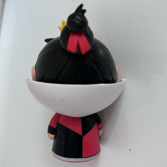 FUNKO DORBZ: Queen of Hearts of Alice in the Wonderland - Picture 5 of 8